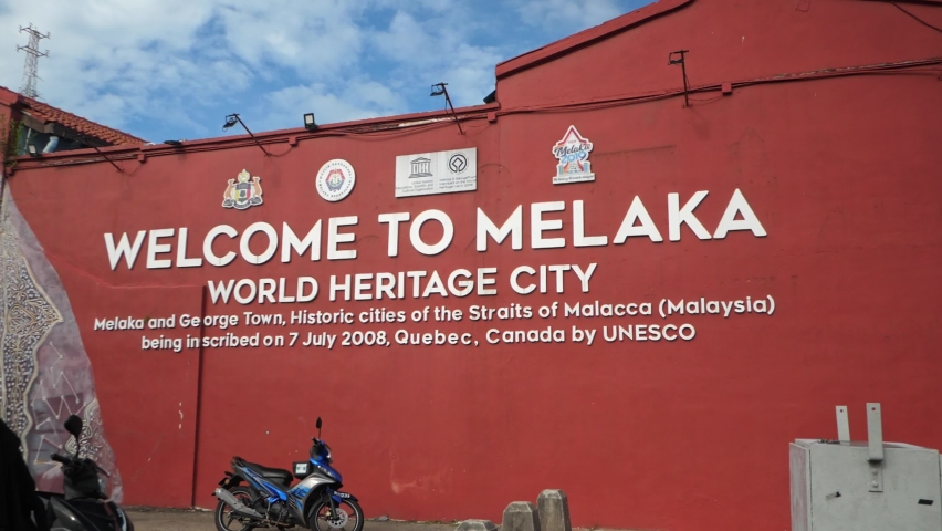 Welcome to Melaka words on the wall