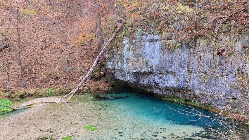 Overcast view of the Ha Ha Tonka Spring at Missouri