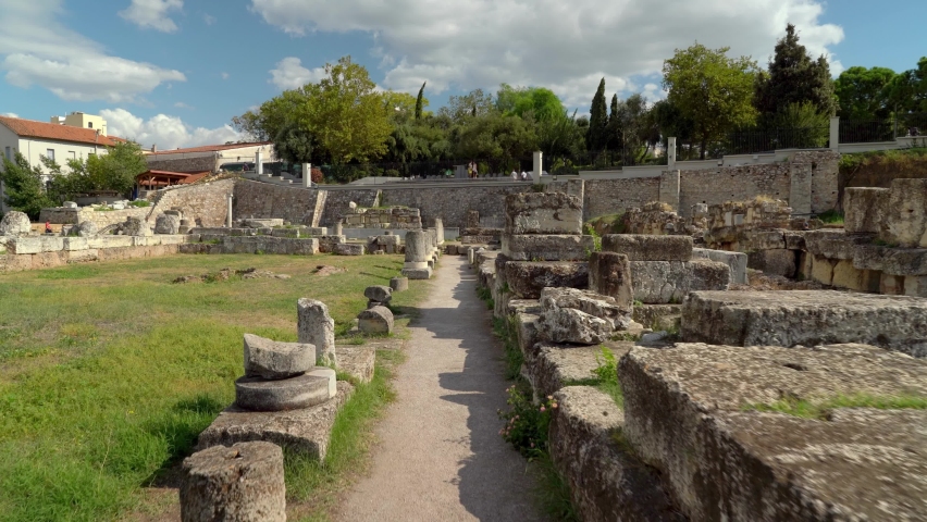 Pompeion in Kerameikos stood inside the walls in the area between the two gates.