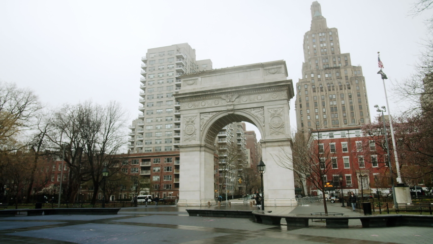Scenic footage of New York City's historic areas.