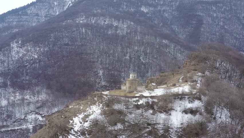 Гора замок Теберда чертов замок