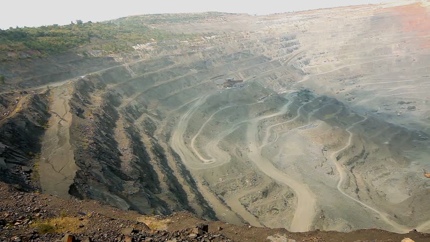 Panorama of a large quarry. Iron ore mining visualization. Modern technologies in coal mining. Visualization of the concept of modern coal mining Royalty-Free Stock Footage #1098261359