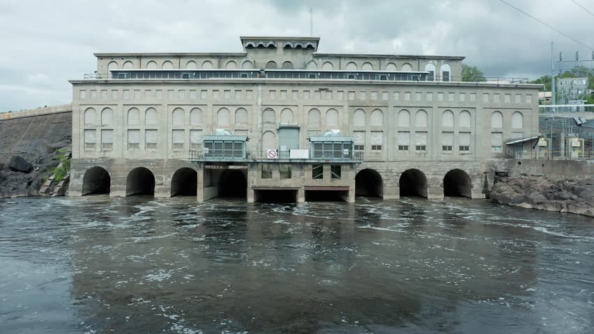 St Croix Falls Dam, hydroelectric power plant generating electricity in Wisconsin