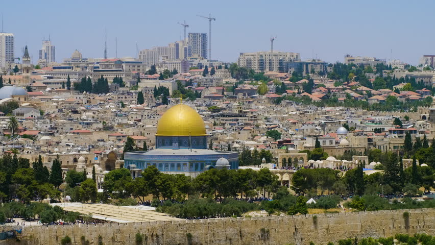 Dome of the Rock in the center, Jerusalem settlements on the sides and the wailing wall in front.