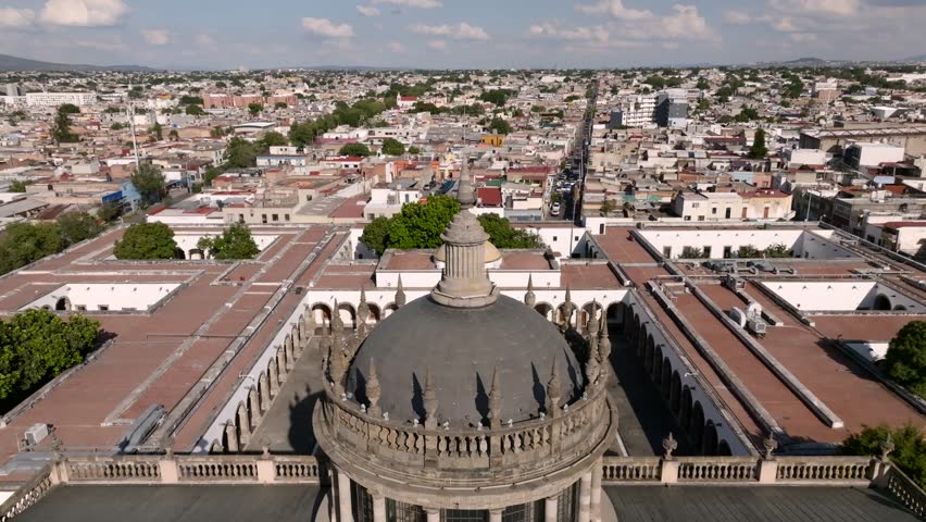 Dome And Complex Of Hospicio Cabañas In Guadalajara, Jalisco, Mexico. - aerial pullback