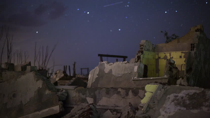 Timelapse of stars in Villa Epecuen, abandoned city from Argentina