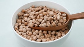 Closeup view of chickpeas in a bowl.