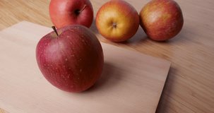 4K video of cutting an apple with a knife.
Sound available, recorded with sound-collecting microphone.