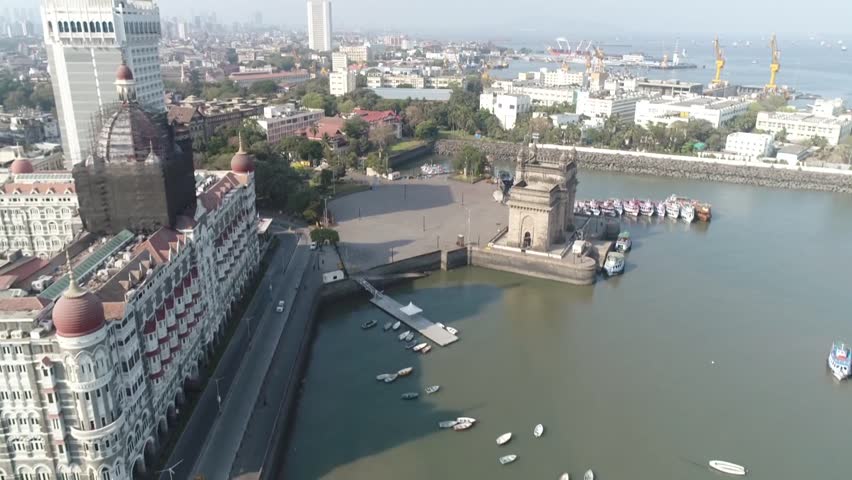 Aerial shot of the Gateway of India in Mumbai during Covid-19 Lockdown in India 
 Royalty-Free Stock Footage #1099383433