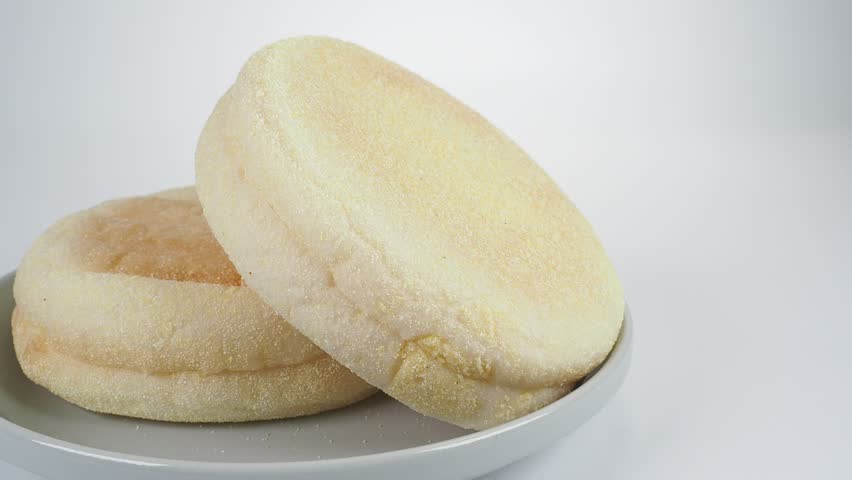 English muffin, Short video clip Royalty-Free Stock Footage #1099386883