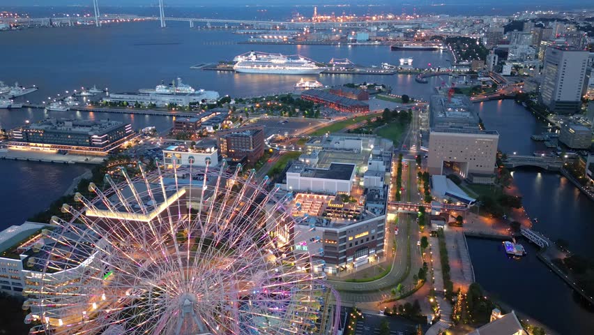 Yokohama Minato Mirai hyper-lapse evening flight 