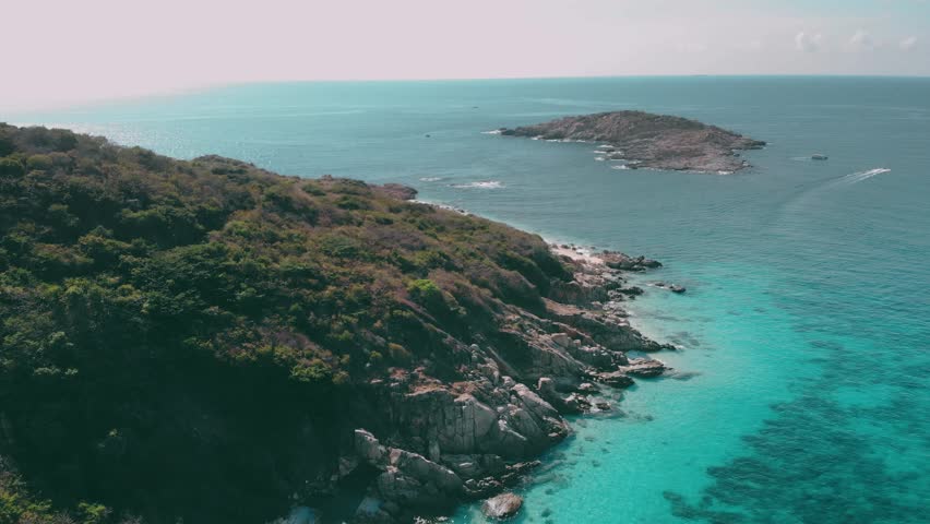 BINH HUNG ISLAND FROM ABOVE, BEAUTIFUL ISLAND, KHANH HOA, VIET NAM