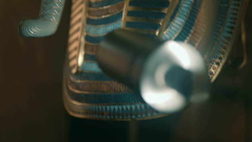 Golden Mask of Tutankhamen. Tutankhamun