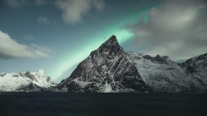 4k timelapse of the northern lights up in Lofoten islands, norway.