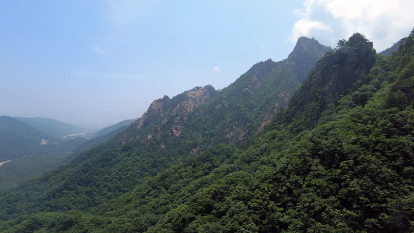 Seoraksan is one of the most famous mountains in Korea. It is a must-visit place if you come to Korea.