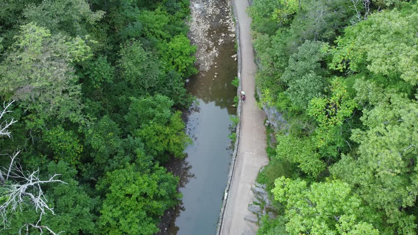 Beautiful Natural Bridge State Park