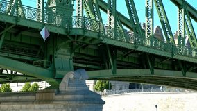 Video of Ship floating under the bridge in Budapest during summer days