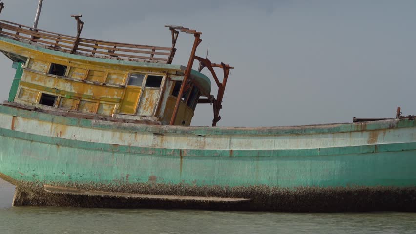 Wreck Boat On Shallow Water In Asia, Beached Nautical Vessel - Static