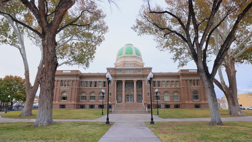 New Mexico, NOV 24 2022 - Overcast view of the Chaves County Magistrate Court