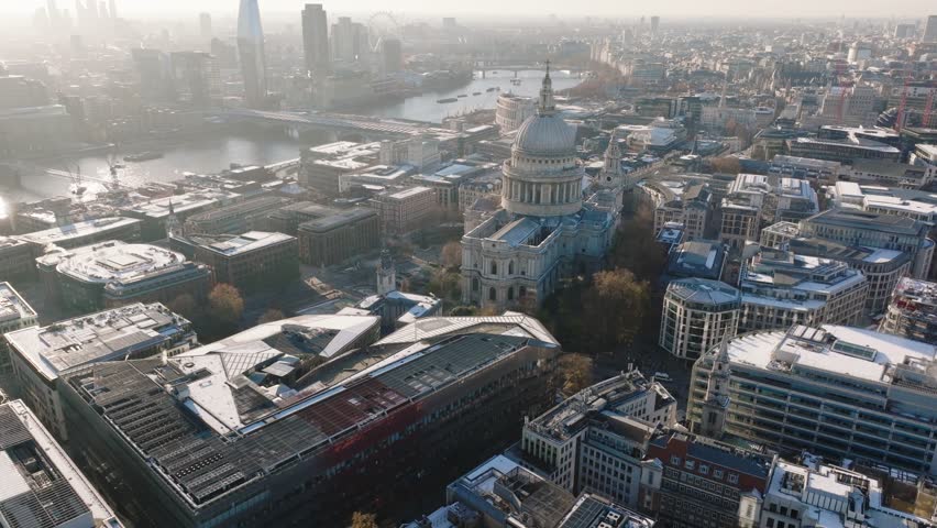 Drone Video: St Paul's, City Of London Royalty-Free Stock Footage #1100508503