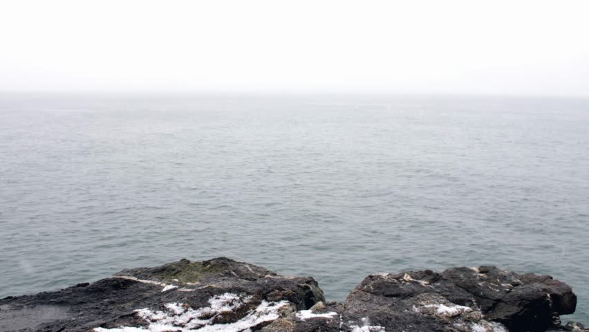 Maine cliff overlook medium snow 60fps