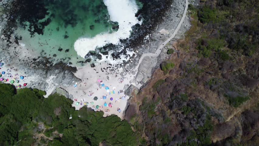 The coast in "Las Cujas"
