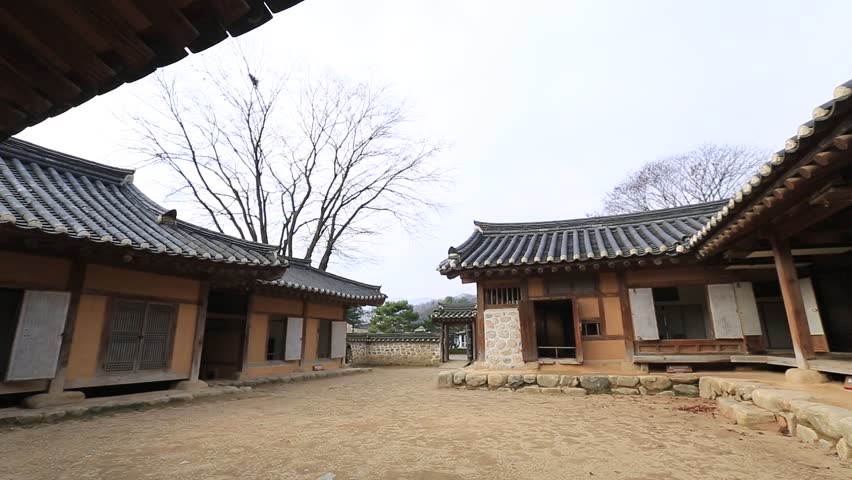 These are the graves, inventions, and books of Jeong Yak-yong, a Neo-Confucian scholar and scientist of the Joseon Dynasty.