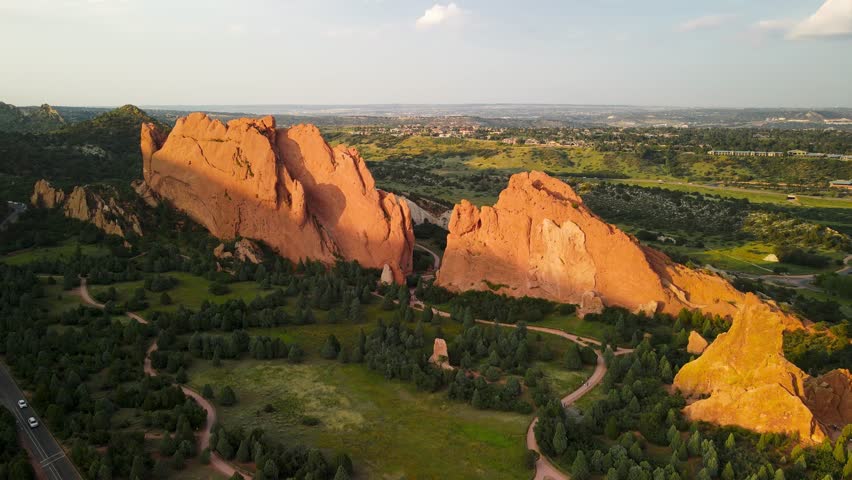 Scenic Garden of the gods state park in Colorado Springs, USA. 