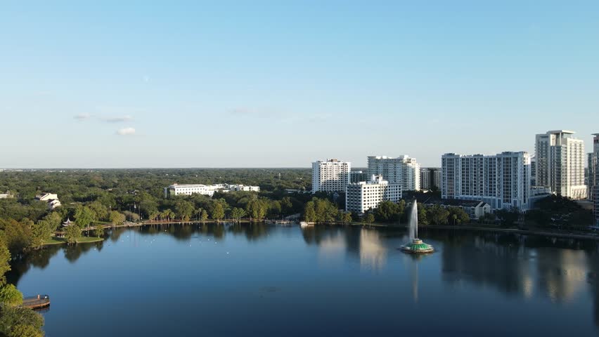 Aerial view of Lake Eola Park in downtown Orlando, Florida.
