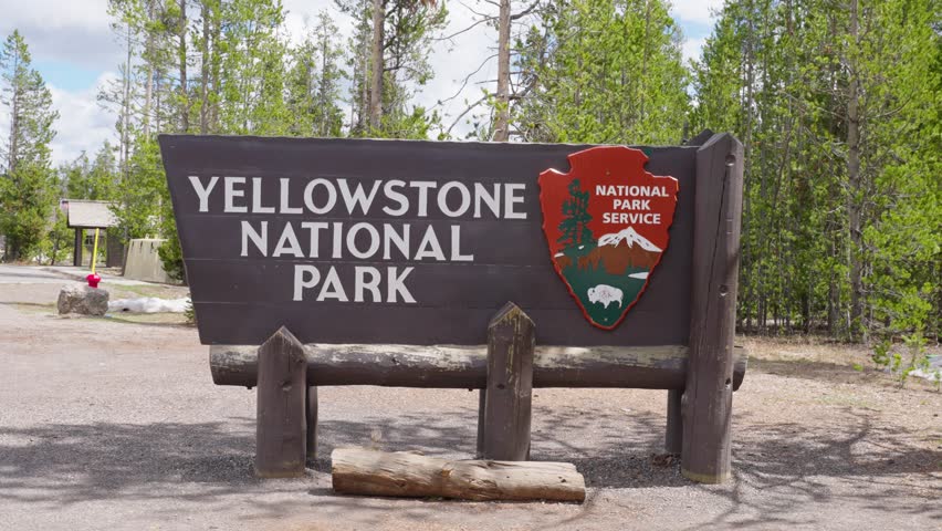 View of the entrance sign to Yellowstone National Park, USA
