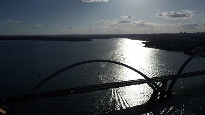 juscelino kubitschek bridge in paranoa lake, Brasilia Brasil
