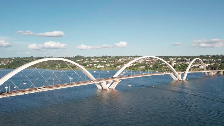 juscelino kubitschek bridge in paranoa lake, Brasilia Brasil