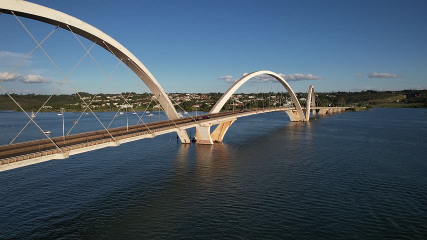 juscelino kubitschek bridge in paranoa lake, Brasilia Brasil