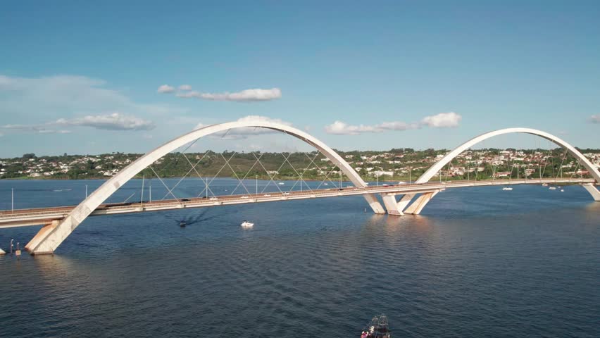juscelino kubitschek bridge in paranoa lake, Brasilia Brasil
