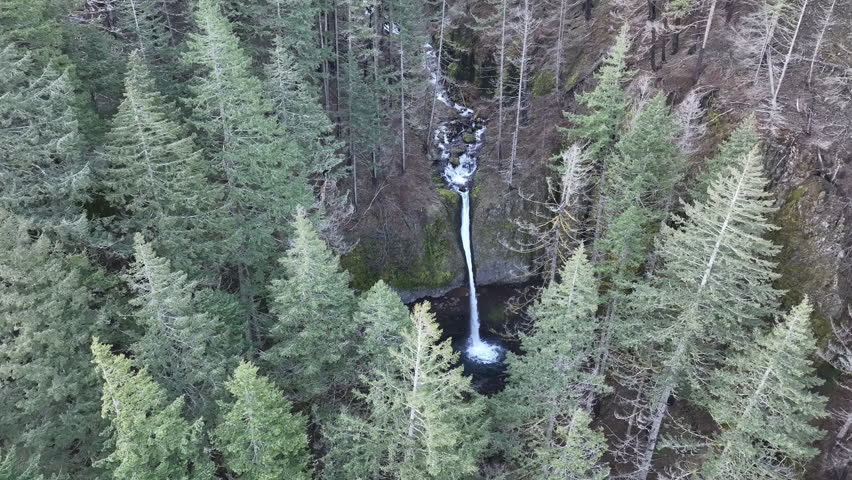 Upper Horsetail Falls is located on the Oregon side of the Columbia River Gorge. This beautiful natural wonder, along with many other waterfalls, is just a 30 minute drive east of Portland.