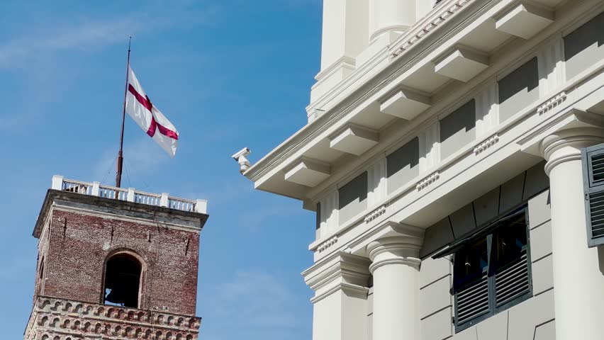 Video of Genoa with Piazza De Ferrari with fountain, San Lorenzo Cathedral, Porto Antico, narrow alleys, Annunziata, Royal Palace, Via Garibaldi, Spianata Castelleto with sunset. 