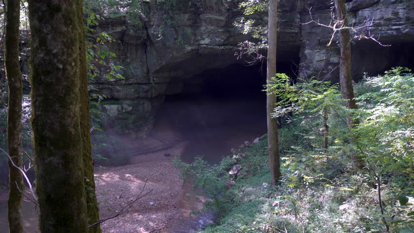 Russell Cave National Monument, Alabama, USA. Open mouth cave was a shelter for cultures of prehistoric Indians from the earliest-known human settlement in the southeast through colonization. Foggy 