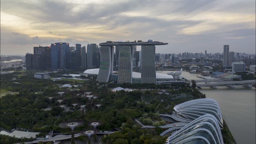 Aerial view hyperlapse 4k video of Singapore City Skyline. Flying Towards Skyline Singapore. Marina Bay In Singapore. Royalty-Free Stock Footage #1102078183