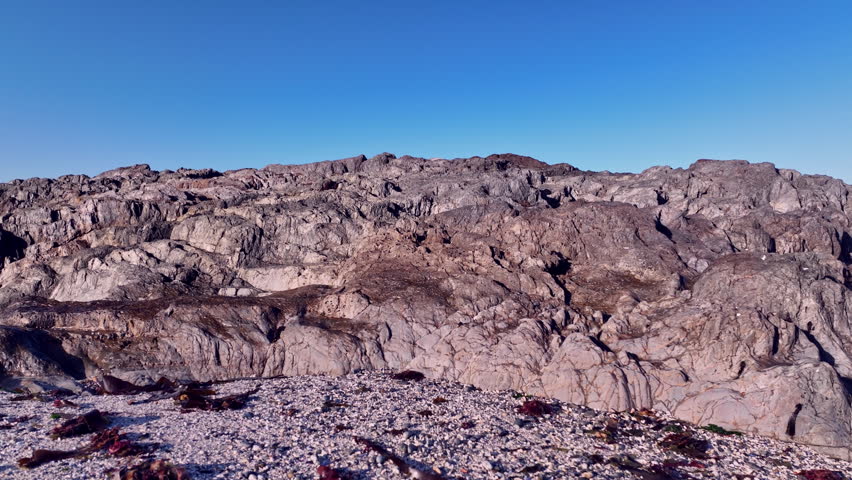 Reveal of Table Mountain with ships seen sailing