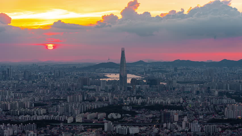 Time lapse 4k South Korea skyline of Seoul, Top view Sunset of Seoul and The best view of South Korea at Namhansanseong Mountain.