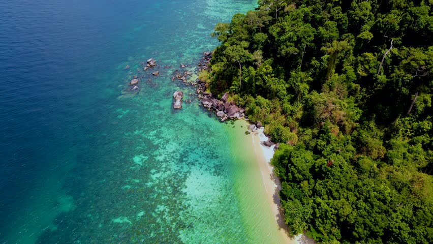 Ko Adang Island near Koh Lip Thailand in the Tarutao National Park, Satun Province, Thailand, turqouse colored ocean with white sandy beach