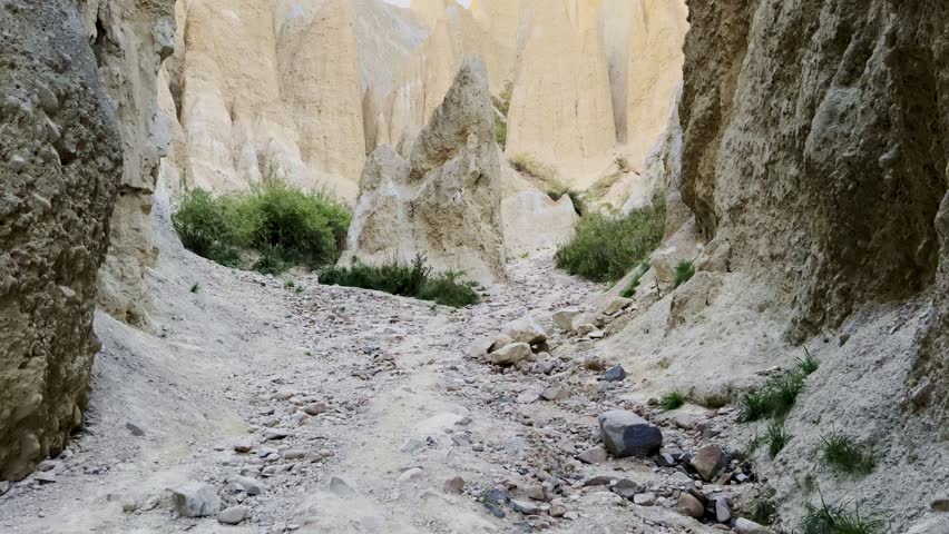 Ancient structures at the Omarama clay cliffs, New Zealand; upwards tilt