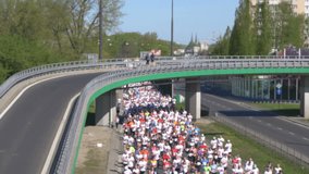 Marathon runners in 4K slow motion 60fps