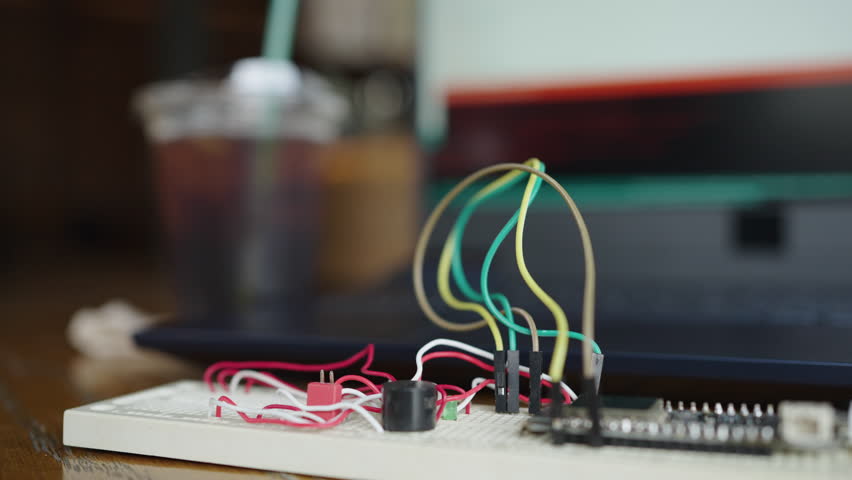 Connecting to programmer. Connecting to programmer