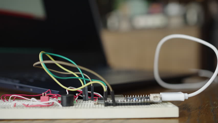 Connecting to programmer. Connecting to programmer