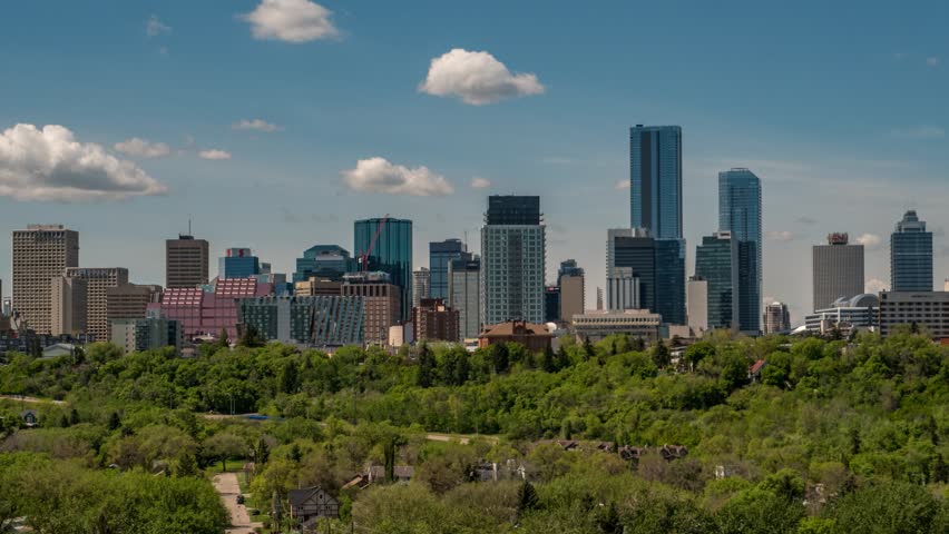 Downtown Edmonton timelapse view from the east side
