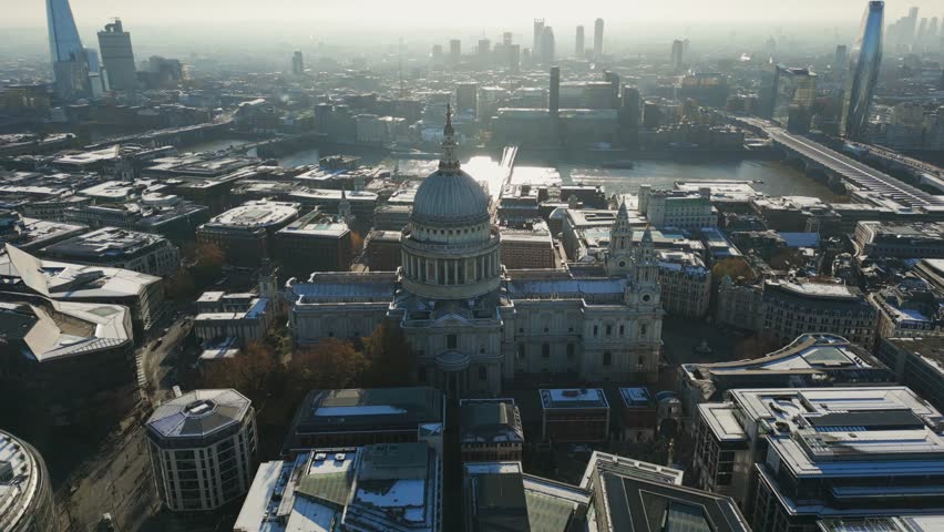 Drone Video: St Paul's, City Of London Royalty-Free Stock Footage #1103453435