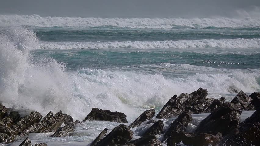 Free crushing waves Stock Video Footage - Royalty Free Video Download |  Coverr