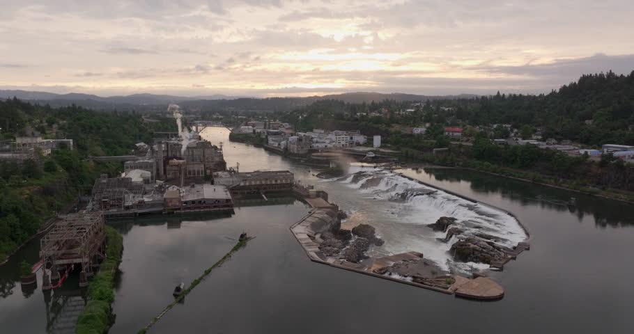 Oregon City, Oregon - Willamette Falls