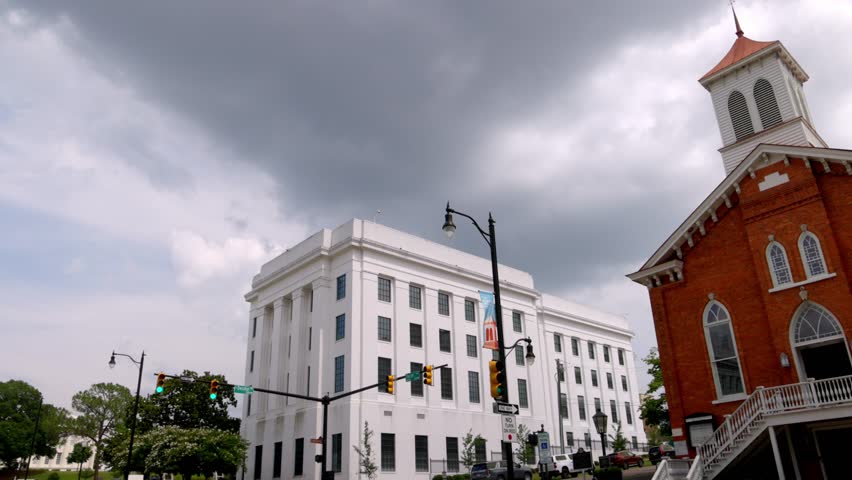 Dexter Avenue King Memorial Baptist Church in Montgomery, Alabama with video panning left to right.